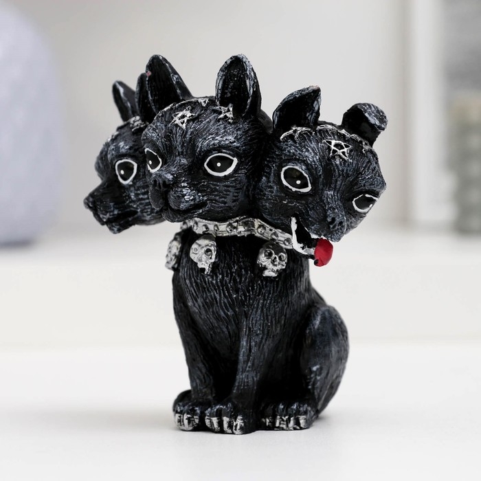 Фигура Фигура "Трехголовая собака" 10см