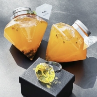 Бутылка для напитков, 650 мл "Бриллианты" Бутылка для напитков, 650 мл "Бриллианты"