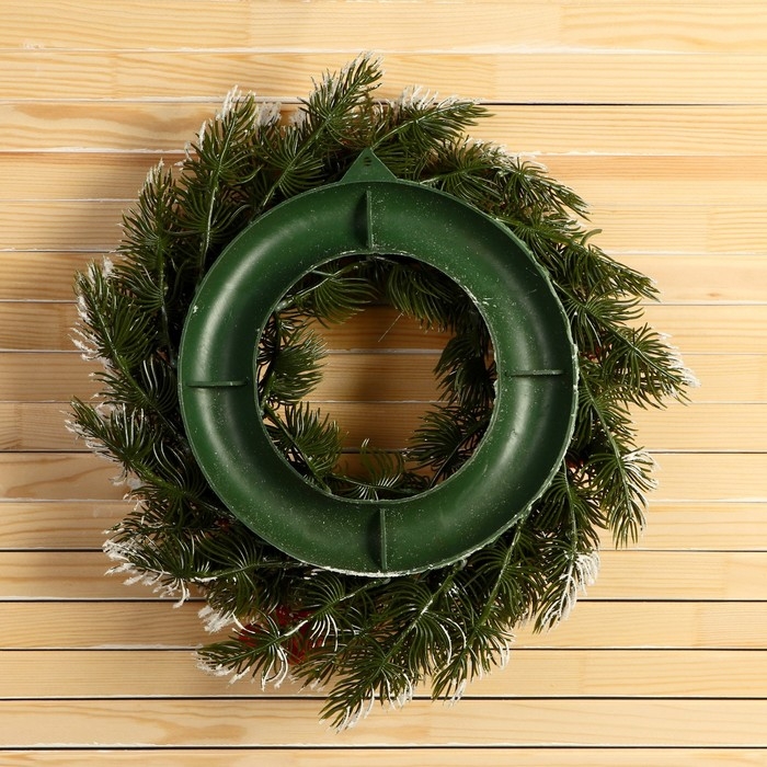 Венок новогодний d- 27 см "Уютная сказка" заснеженные веточки ягоды