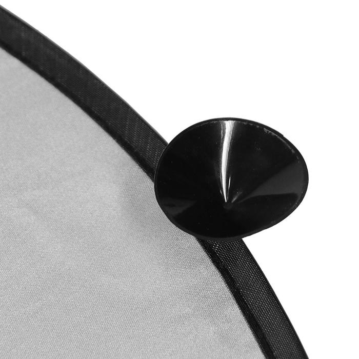 Шторка солнцезащитная, на заднее стекло, на присосках, 98х51 см Шторка солнцезащитная, на заднее стекло, на присосках, 98х51 см