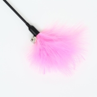 Дразнилка пуховая с бубенчиком "Светлячок", розовая Дразнилка пуховая с бубенчиком "Светлячок", розовая