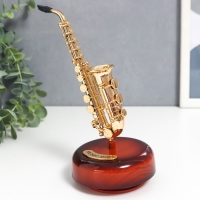 Сувенир музыкальный механический "Саксофон" 9,5х9,5х20 см Сувенир музыкальный механический "Саксофон" 9,5х9,5х20 см