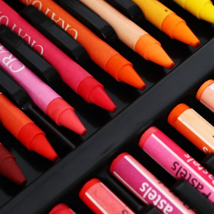 Набор для рисования в деревянном чемоданчике, складной Набор для рисования в деревянном чемоданчике, складной