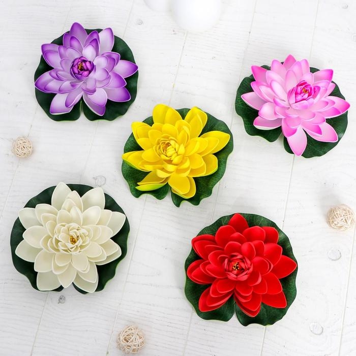 Декор "Кувшинка плавающая" d-17 см, микс