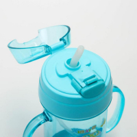 Поильник детский с силиконовой трубочкой, 300 мл., с ручками, цвета МИКС Поильник детский с силиконовой трубочкой, 300 мл., с ручками, цвета МИКС