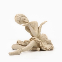 Статуэтка полистоун &laquo;Балерина&raquo; белый 33 х 18 х 18 см