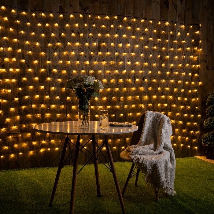 Гирлянда «Сеть» 2 × 3 м, IP44, УМС, тёмная нить, 384 LED, свечение тёплое белое, 220 В Гирлянда «Сеть» 2 × 3 м, IP44, УМС, тёмная нить, 384 LED, свечение тёплое белое, 220 В
