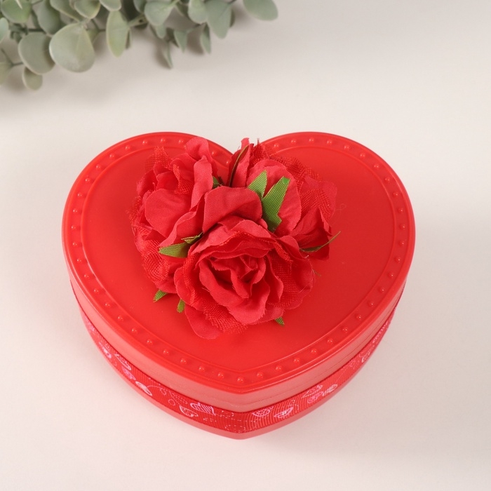 Шкатулка музыкальная механическая Шкатулка музыкальная механическая "Нежные розы" красная 12х13,5х10,5 см