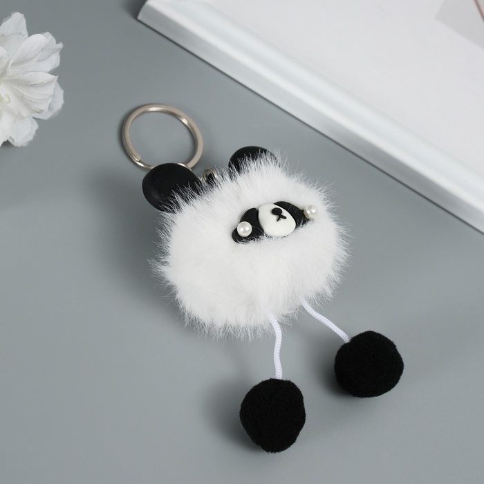 Пушистик на кольце Пушистик на кольце "Панда модник" белый 9х6х6 см