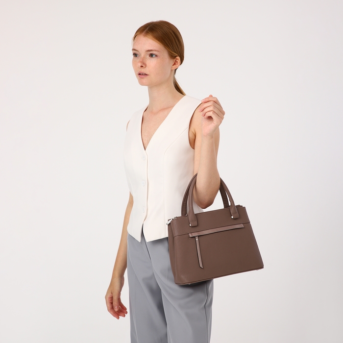 Сумка-тоут Сумка-тоут "Оливи" на молнии, цвет коричневый