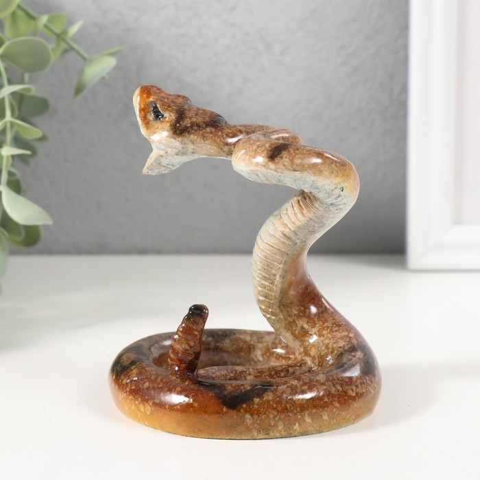 Сувенир полистоун лак "Гремучая змея" 9,8х9,2х10,5 см