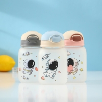 Бутылка для воды стеклянная &laquo;Космонавты&raquo;, 450 мл, 8,2&times;15 см, цвет МИКС, матовое стекло