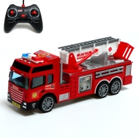 Машина радиоуправляемая &laquo;Пожарная&raquo;, с выдвижной лестницей, работает от батареек