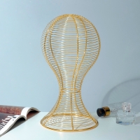 Подставка для шапок анатомическая 19,5&times;19,5&times;40 см, цвет золото