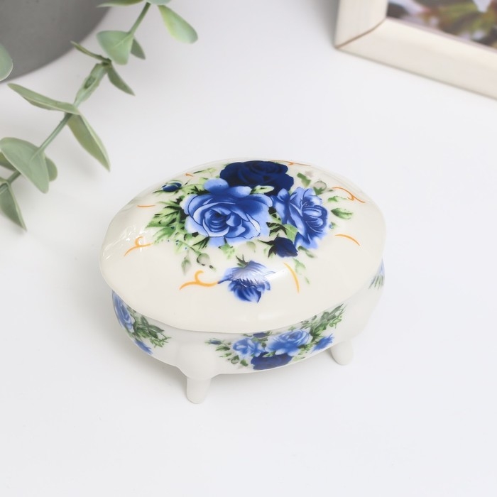 Шкатулка керамика на ножках Шкатулка керамика на ножках "Синие розы" 6,1х7,7х4,8 см