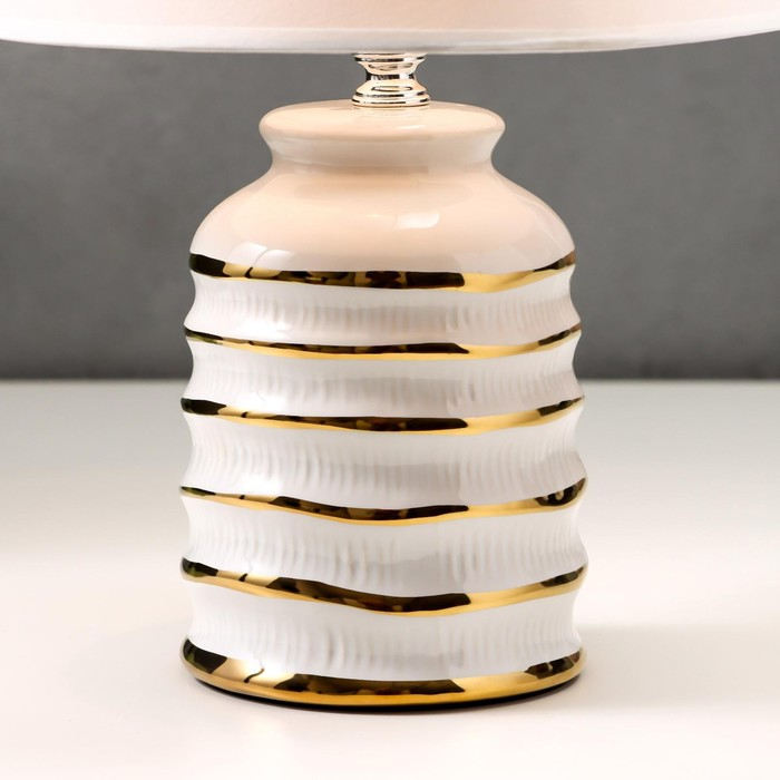 Лампа настольная 16610/1WT E14 40Вт бело-золотой 20х20х32,5 см RISALUX