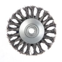 Щетка металлическая для УШМ ТУНДРА, крученая проволока, "тарелка", М14, 115 мм Щетка металлическая для УШМ ТУНДРА, крученая проволока, "тарелка", М14, 115 мм
