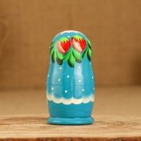 Матрёшка &laquo;Земляничка&raquo;, голубое платье, 3 кукольная, 10-12 см