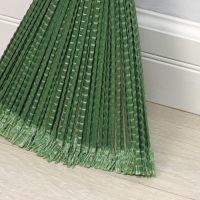 Веник полипропиленовый с черенком высшего сорта, 33 см, с наконечником Веник полипропиленовый с черенком высшего сорта, 33 см, с наконечником