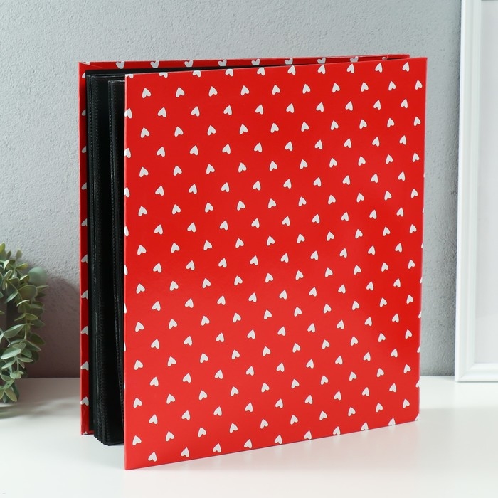 Фотоальбом на 500 фото 10х15 см "Белые сердечки на красном" 36х33х5 см