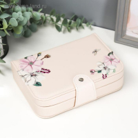 Шкатулка кожзам для украшений "Яблочный цвет" молочная, на кнопке 5х13,5х20 см Шкатулка кожзам для украшений "Яблочный цвет" молочная, на кнопке 5х13,5х20 см