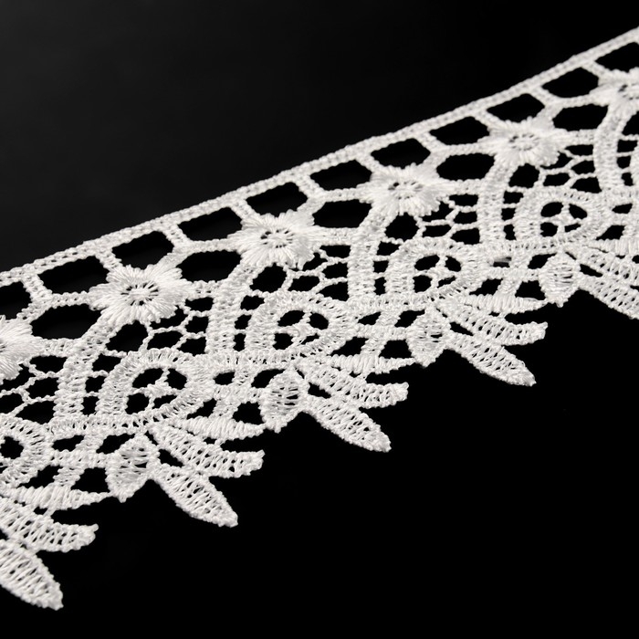 Кружево гипюровое, 65 мм &times; 9 &plusmn; 0,5 м, цвет белый