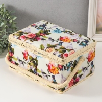 Шкатулка для рукоделия "Птицы в розовом саду" 19х26х14,5 см Шкатулка для рукоделия "Птицы в розовом саду" 19х26х14,5 см
