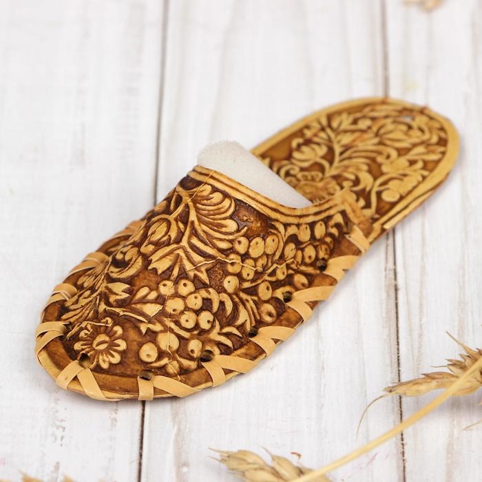 Игольница &laquo;Рябинка&raquo;, 6&times;14 см, береста