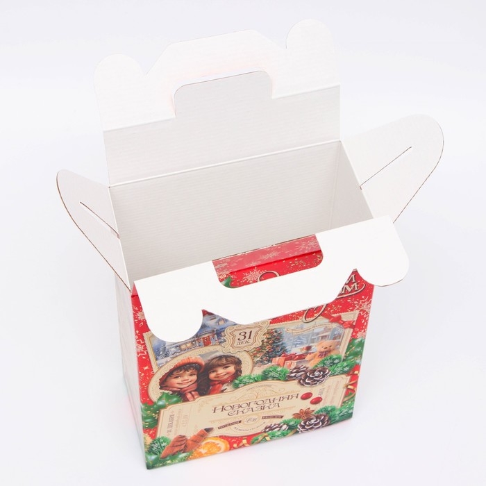 Новый год. Подарочная коробка новогодняя Волшебный Экспресс 18,5 х 10 х 30,5 см. Новый год. Подарочная коробка новогодняя Волшебный Экспресс 18,5 х 10 х 30,5 см.