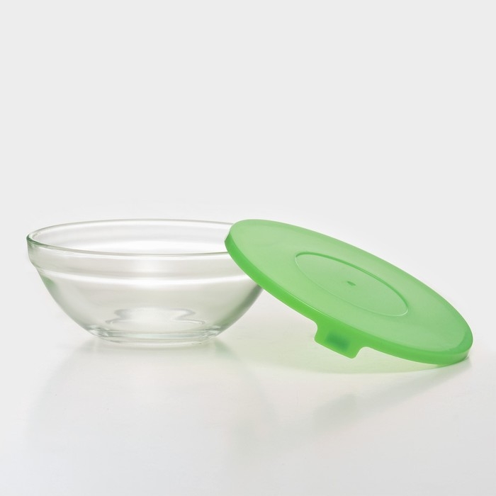 Набор стеклянных салатников Доляна &laquo;Классика&raquo;, с крышками, 5 предметов: 900 мл (17&times;7,6 см), 500 мл (16&times;6 см), 350 мл (12,5&times;5,4 см), 200 мл (10,5&times;4,5 см), 130 мл (9&times;3,7 см), цвет зелёный