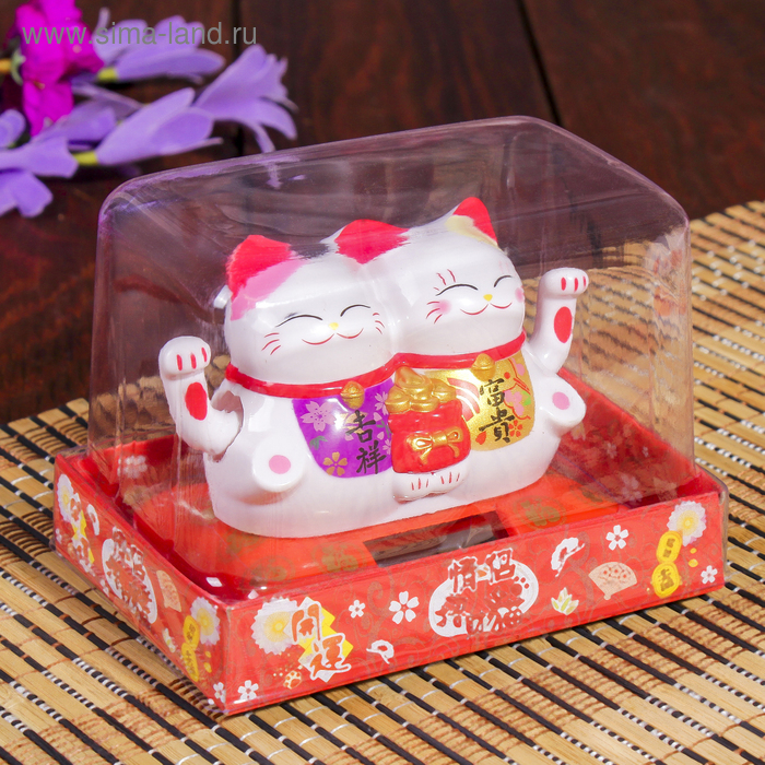 Маятник пластик от солнечной батареи Маятник пластик от солнечной батареи "Два кота Манэки-нэко с мешком золота" 6,5х8,5х5,5 см