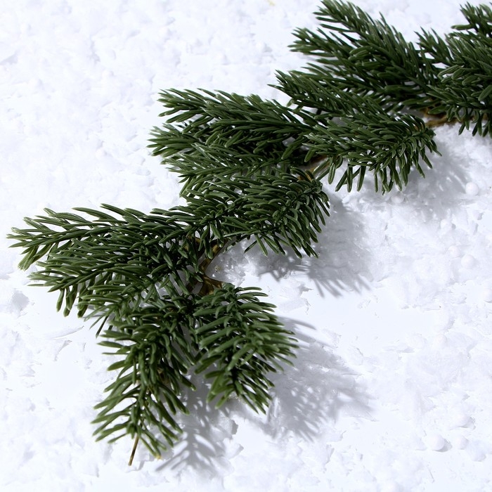 Декор &laquo;Ветвь рождественской ели&raquo;