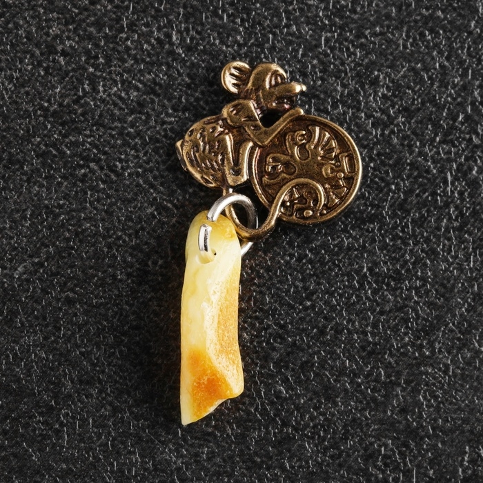 Брелок "Мышка на рубле"