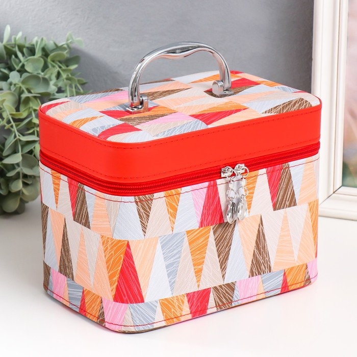 Шкатулка кожзам с зеркалом Шкатулка кожзам с зеркалом "Треугольники. Алый" н-р 3 шт 18х10х12,5 21х13х15,5 23х15х18,5 см