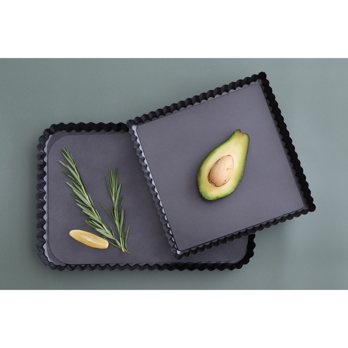 Форма для выпечки Доляна «Жаклин. Рифленый прямоугольник», 31×21×3 см, съёмное дно, антипригарное покрытие, цвет чёрный Форма для выпечки Доляна «Жаклин. Рифленый прямоугольник», 31×21×3 см, съёмное дно, антипригарное покрытие, цвет чёрный