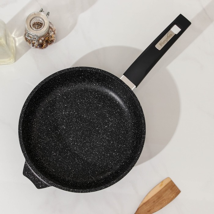 Сковорода &laquo;Гранит Black&raquo; Induction Pro&raquo;, d=22 см, пластиковая ручка, индукция, антипригарное покрытие, цвет чёрный