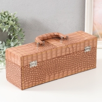 Шкатулка дерево, кожзам под бутылку "Розовая змея" 5 предметов 35,5х15х11,5 см Шкатулка дерево, кожзам под бутылку "Розовая змея" 5 предметов 35,5х15х11,5 см