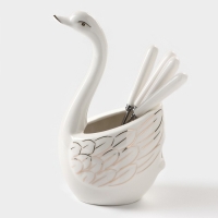 Подставка для столовых приборов &laquo;Лебедь&raquo;, 5 предметов: подставка 9&times;6,5&times;16,5 см, 2 ложки, 2 вилки, цвет белый