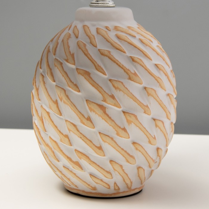 Настольная лампа Настольная лампа "Сабина" Е14 40Вт бежевый 20х20х33см