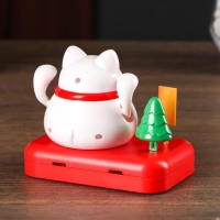 Маятник пластик от солн.батареи "Кот Манэки-нэко с деревом и мешком золота" белый 8х10х6 см   501832