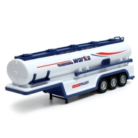 Грузовик радиоуправляемый «Бензовоз», работает от батареек, световые эффекты Грузовик радиоуправляемый «Бензовоз», работает от батареек, световые эффекты