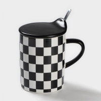Кружка керамическая с ложкой «Абстракт», 400 мл, цвет чёрный и белый Кружка керамическая с ложкой «Абстракт», 400 мл, цвет чёрный и белый