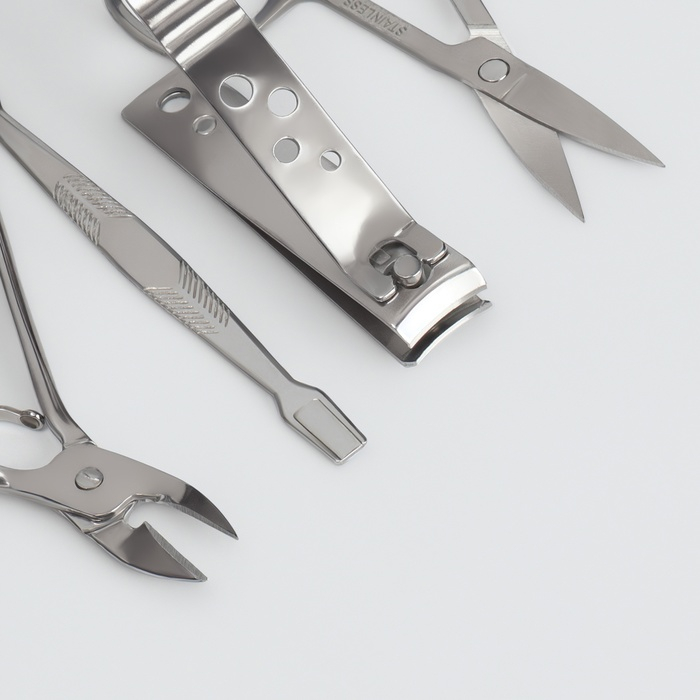 Набор маникюрный, 8 предметов, в футляре, цвет МИКС Набор маникюрный, 8 предметов, в футляре, цвет МИКС