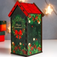 Новогодний чайный домик "Белочка" 20х10,5х9,5 см Новогодний чайный домик "Белочка" 20х10,5х9,5 см