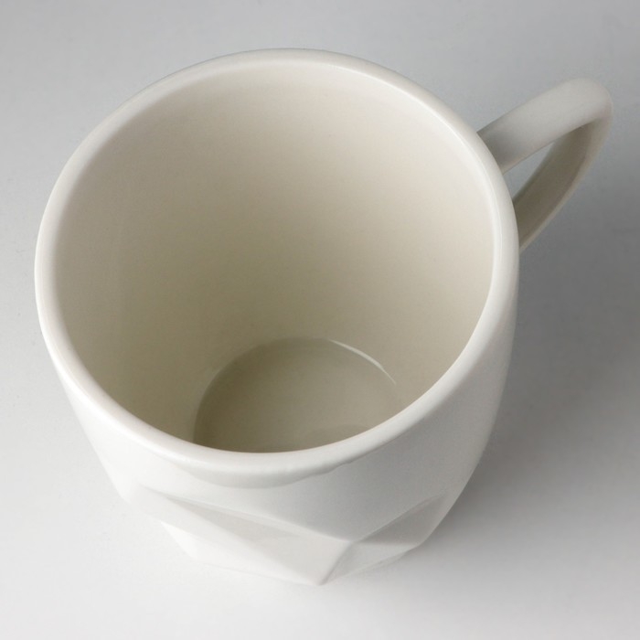 Кружка керамическая &laquo;Мрамор&raquo;, бело-синяя, 350 мл, цвет белый