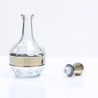 Мини-бар "Барокко" барная стойка, графин, 6 рюмок Мини-бар "Барокко" барная стойка, графин, 6 рюмок