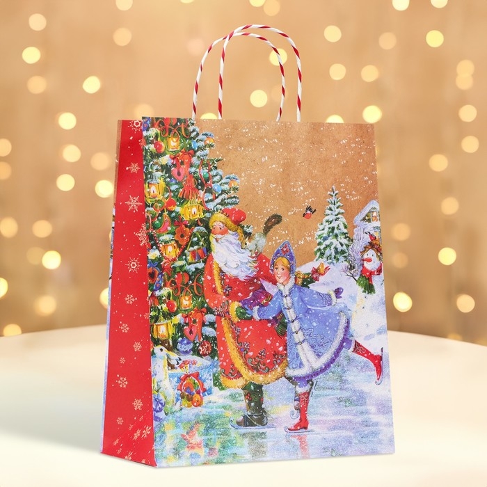 Новый год. Пакет бумажный подарочный новогодний крафт "Дед мороз и снегурочка" 26 х 32 х 12 см.
