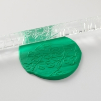 Скалка для творчества акрил "Цветы" 16х1 см Скалка для творчества акрил "Цветы" 16х1 см