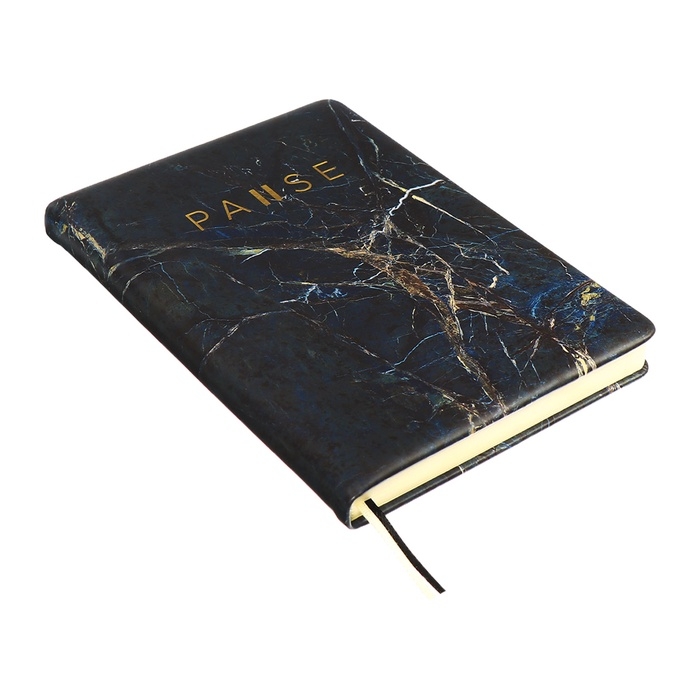 Ежедневник недатированный A5 136 листов, кожзам deVENTE. Marble, твердая обложка с поролоном, перфорация, ляссе, блок 70, черный