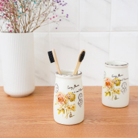 Набор аксессуаров для ванной комнаты &laquo;Роза&raquo;, 4 предмета (дозатор 400 мл, мыльница, 2 стакана), цвет белый